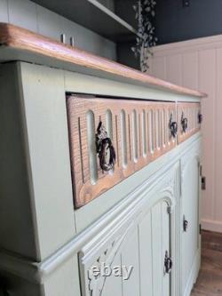 Vaisselier Dresser vintage vert upcyclé
