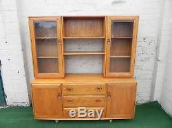 Vintage Ercol Cabinet / Dresser / Bibliothèque Dans Light Elm