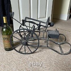 Vintage Métal Vin Champagne Verseur sur Roues Rétro Restaurant Insolite