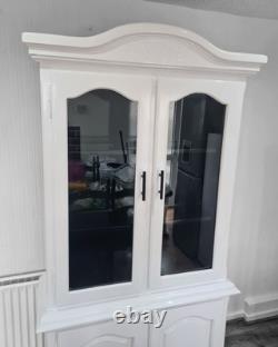 Vitrine vintage upcyclée peinte à la main en blanc et noir brillant